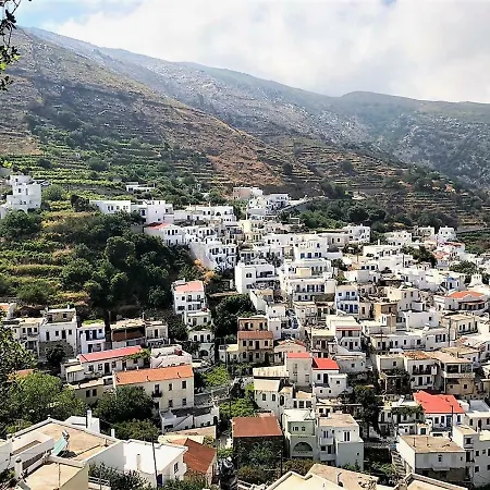 Semesterbostad Stella's In *